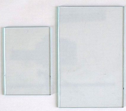 Plexisklo 2 mm 22 x 32 cm