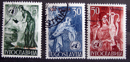 Fresky z 12. - 14. storočia - s logom OSN 
