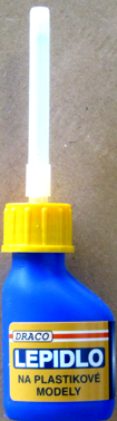 Lepidlo na plastikové modely s ihlou 18ml