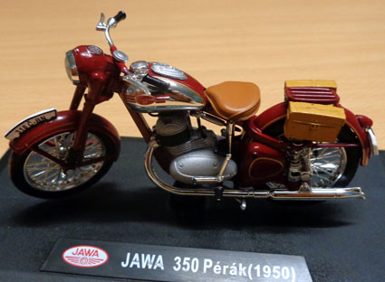 Jawa 350 pérák (1950) s brašňami