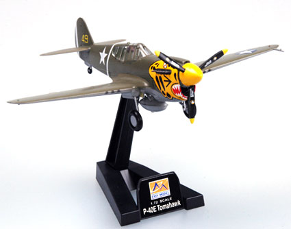 Curtiss P-40 E Tomahawk