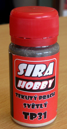 Tekutý prach svetlý