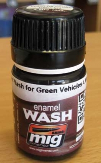 Tmavo hnedý wash pre zelené vozidlá