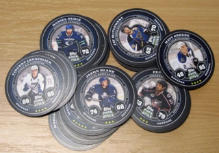 LOT 2009-10 Topps Puck Attax